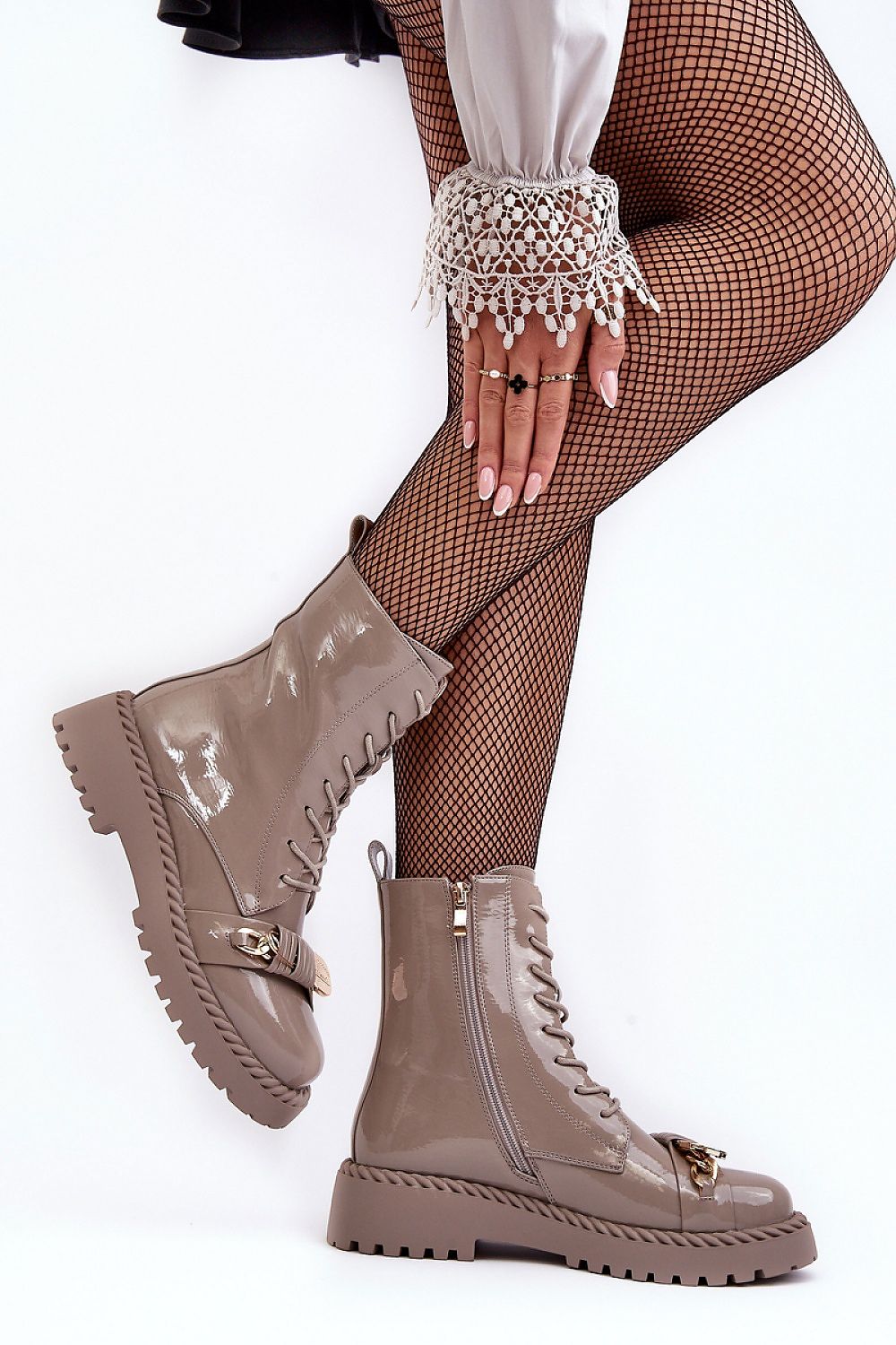 Batai model 187355 Step in style