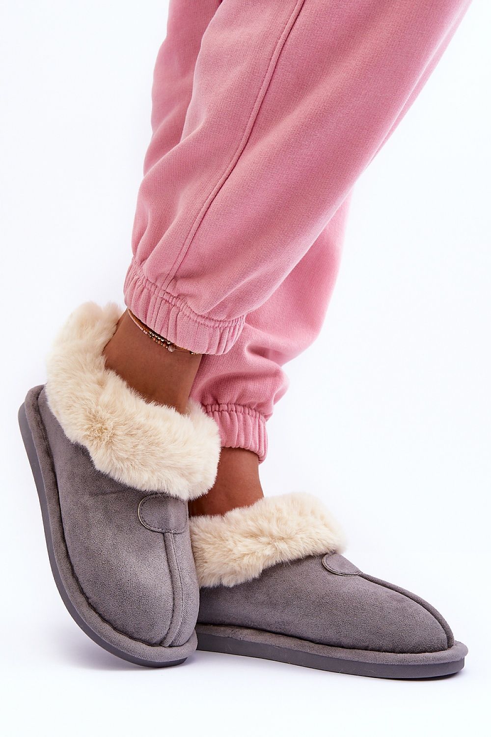 Šlepetės model 188683 Step in style