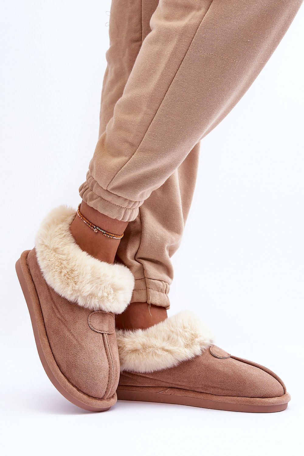 Šlepetės model 188684 Step in style