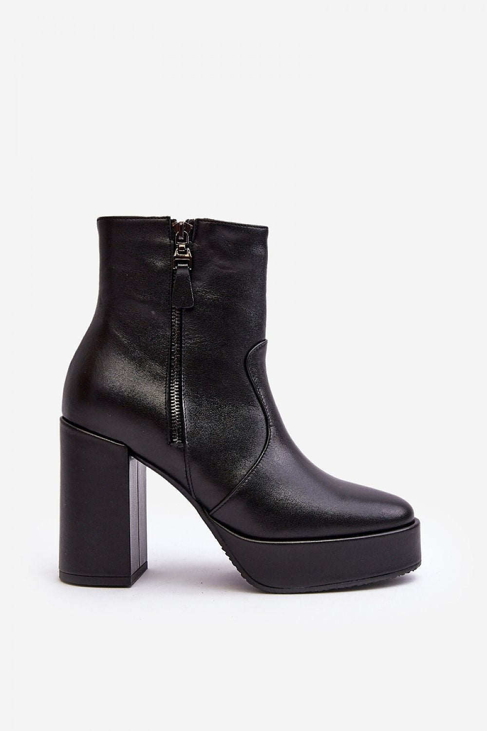 Batai su kulnu model 190201 Step in style