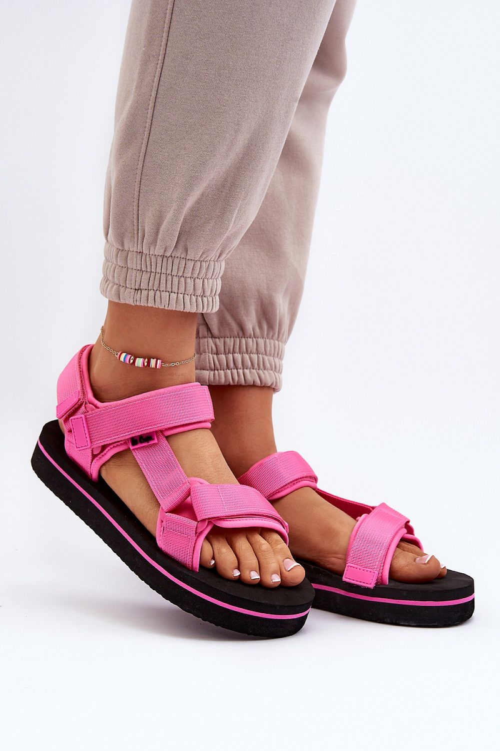 Sandalai model 193955 Step in style
