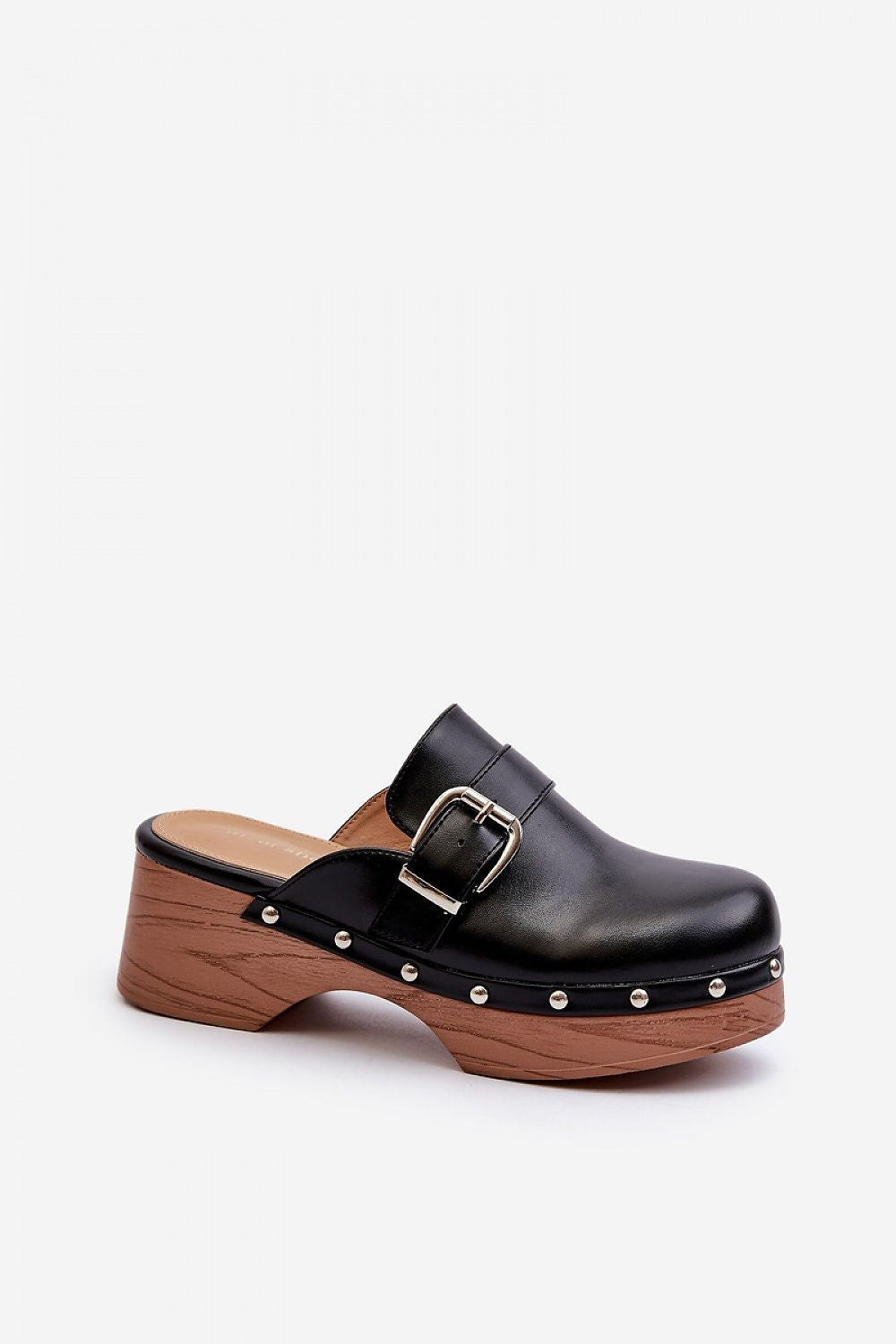 Šlepetės model 194962 Step in style