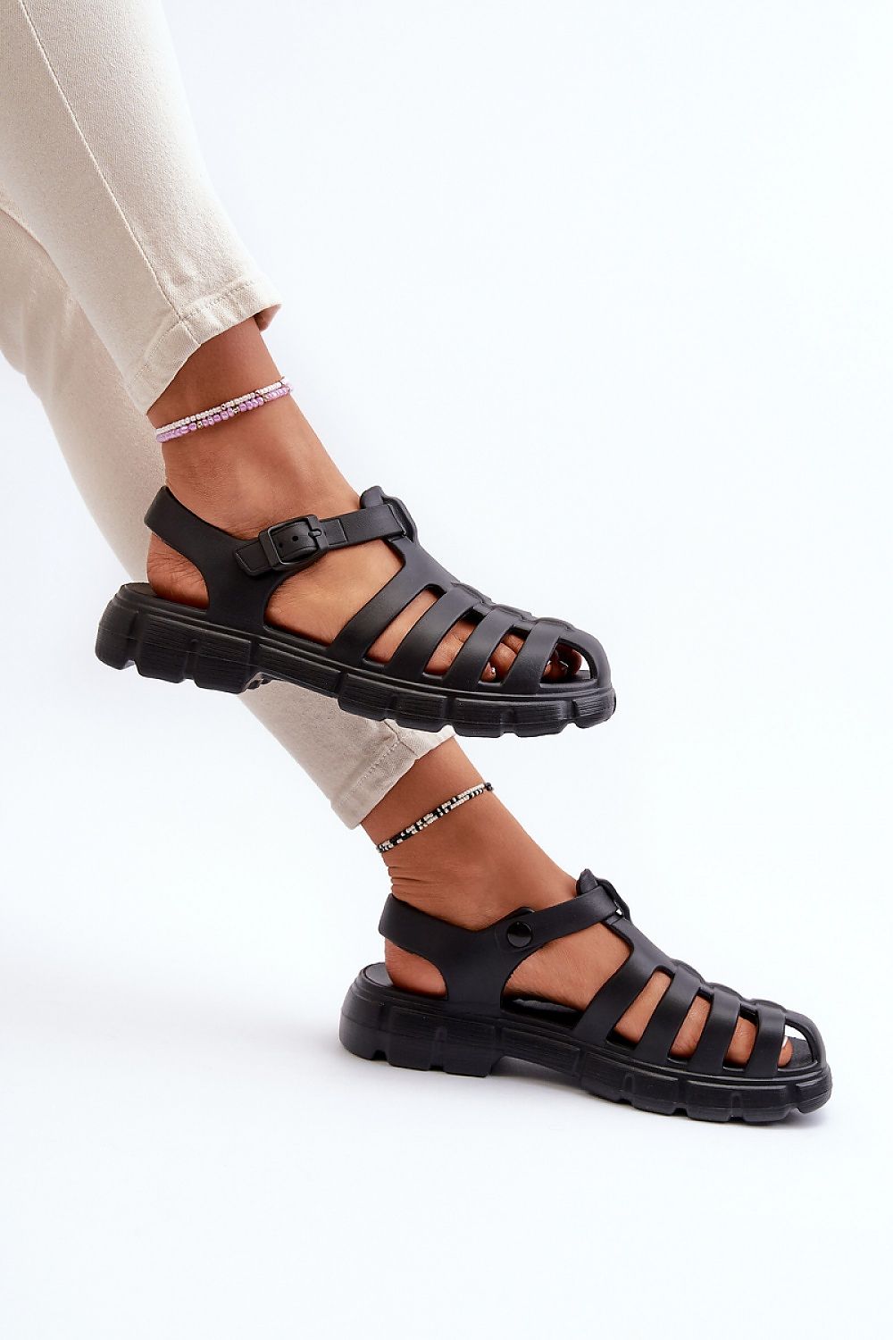 Sandalai model 194968 Step in style