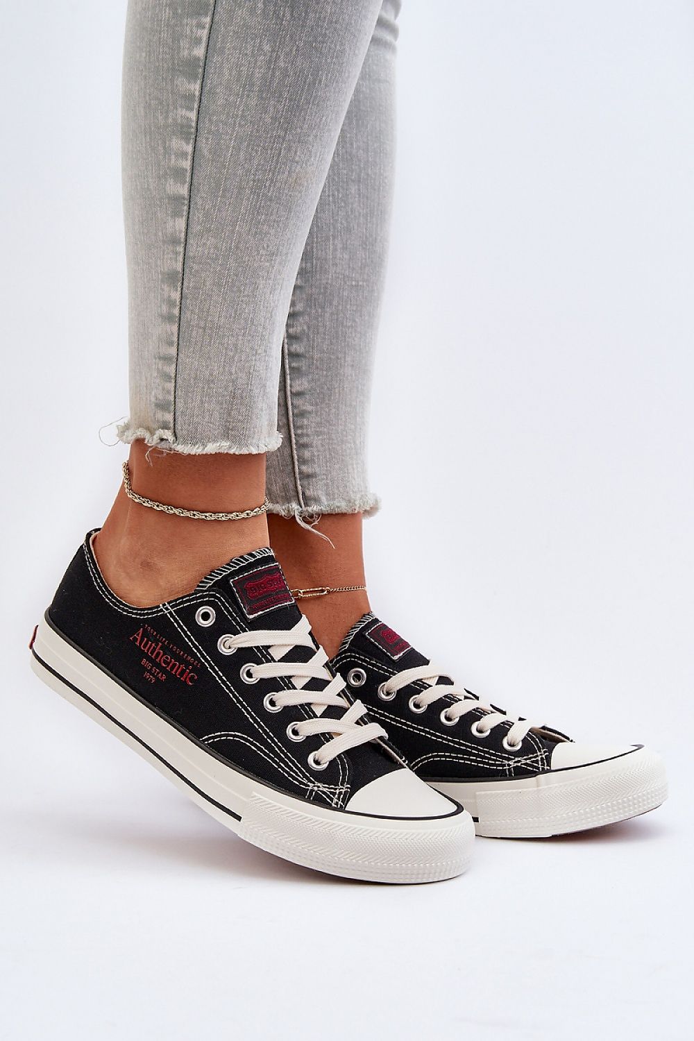 Sportbačiai model 194988 Step in style