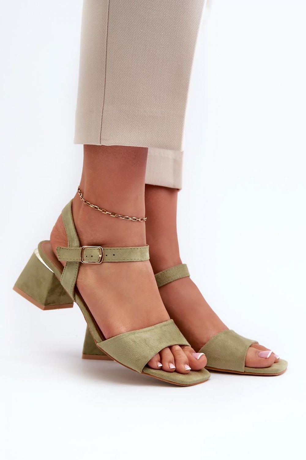 Sandalai model 197594 Step in style