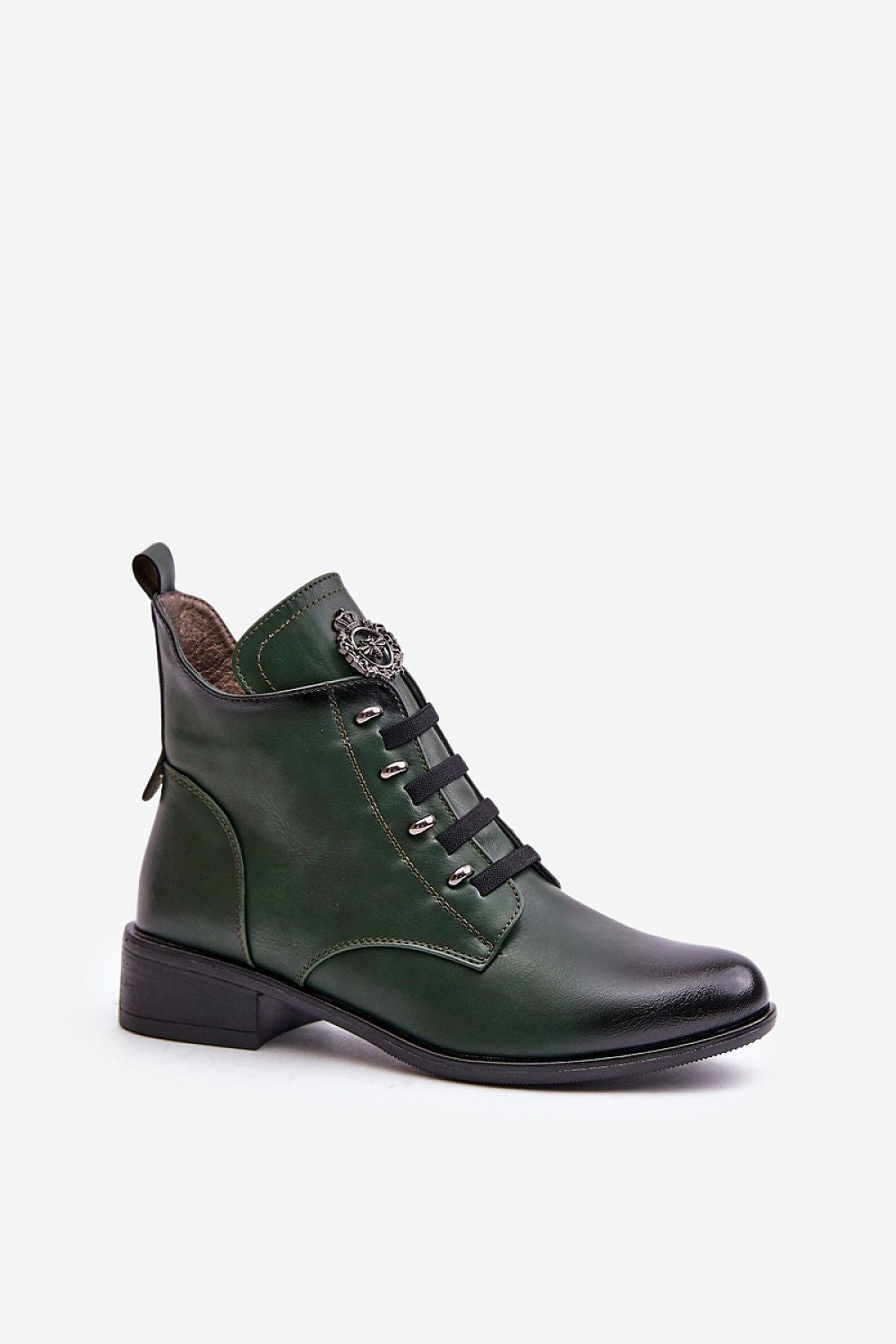 Batai model 201242 Step in style