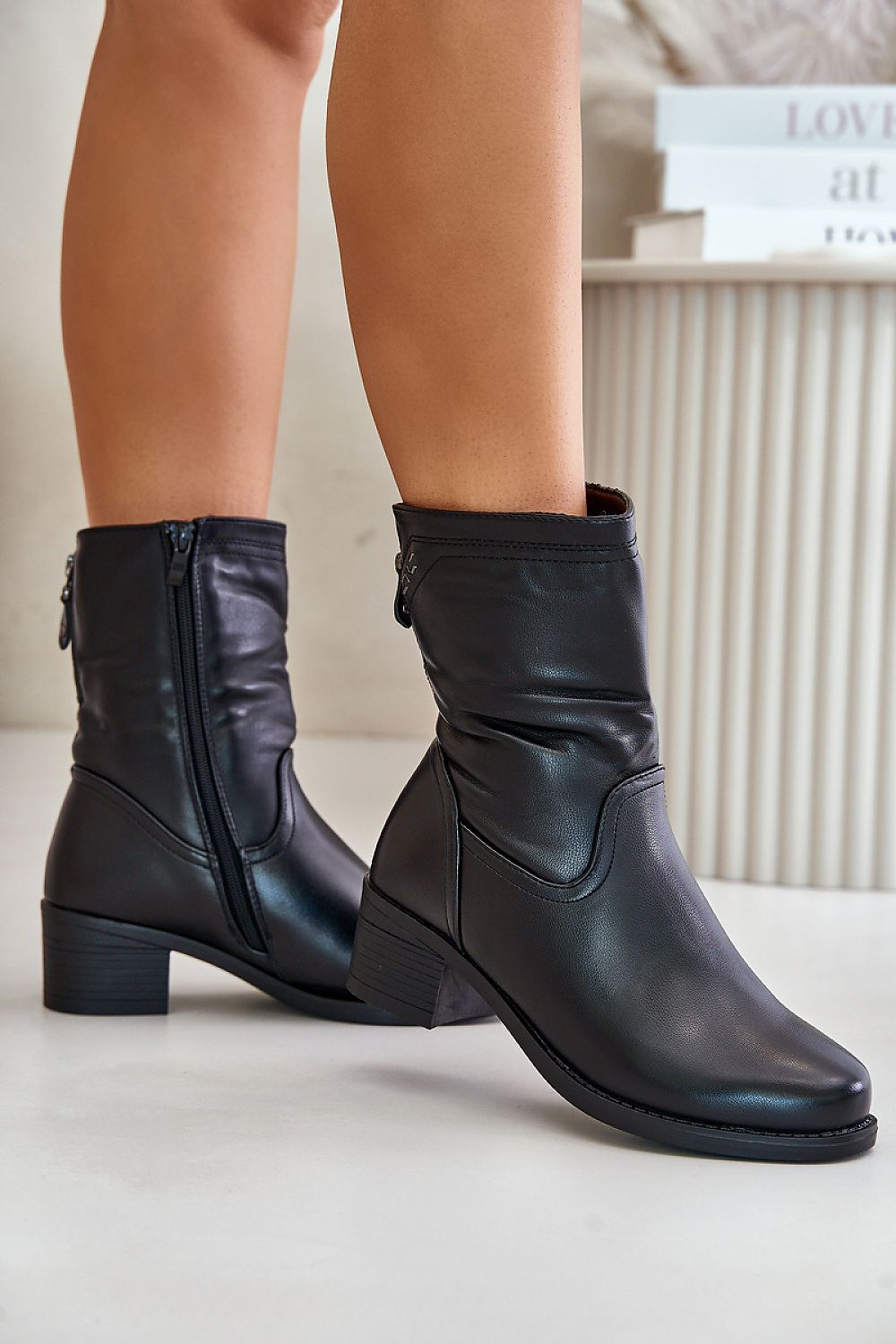 Batai su kulnu model 201524 Step in style