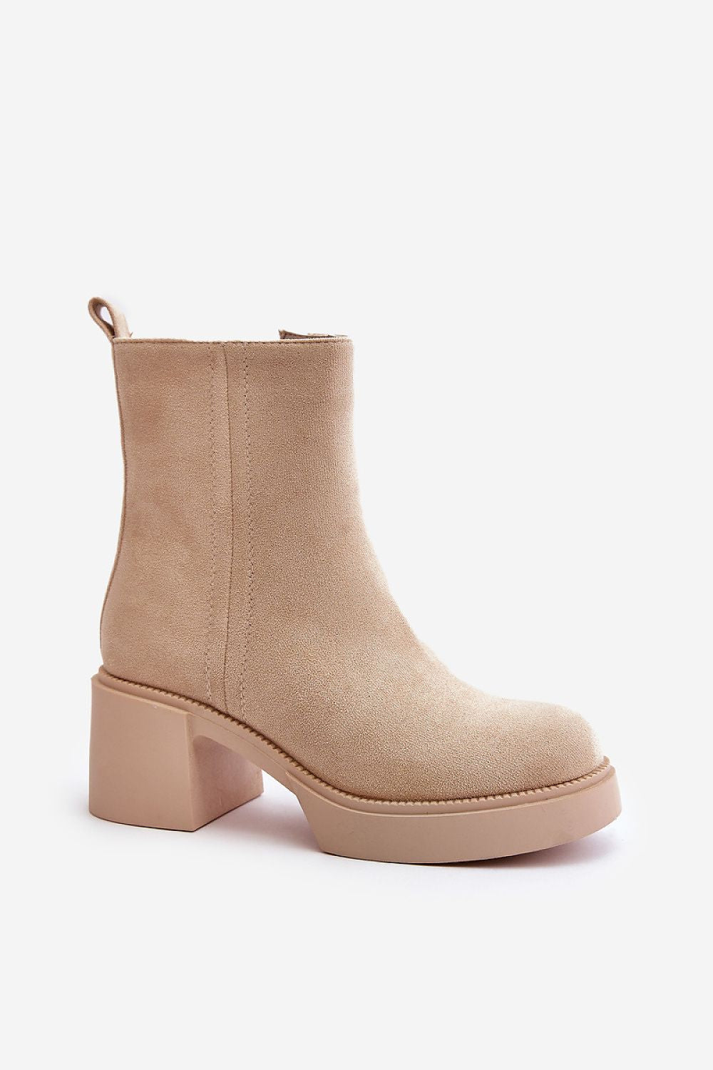 Batai su kulnu model 201542 Step in style