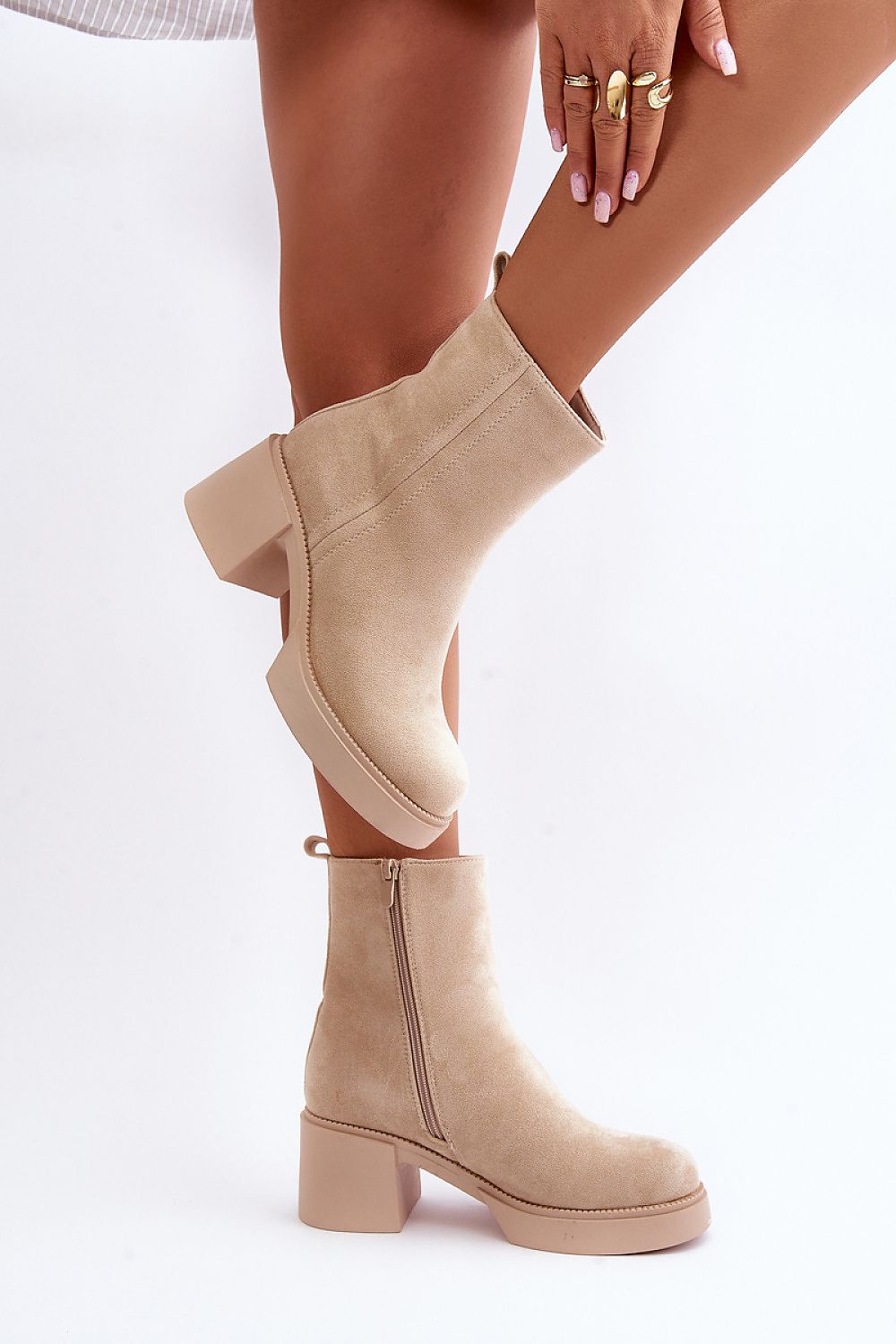 Batai su kulnu model 201542 Step in style