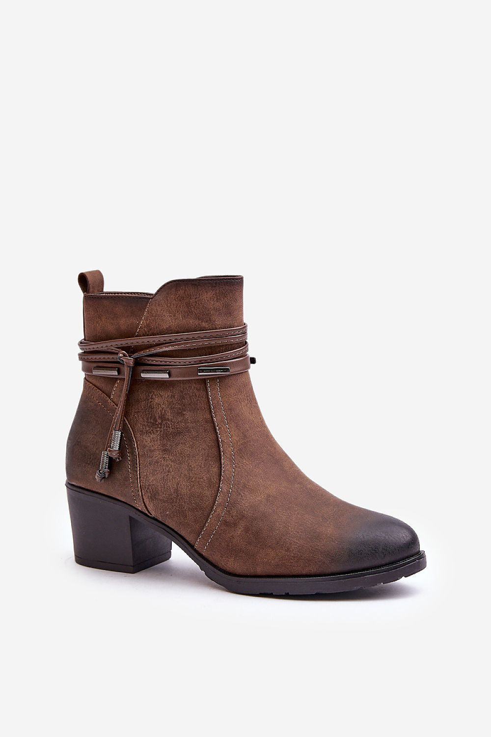 Batai su kulnu model 201545 Step in style