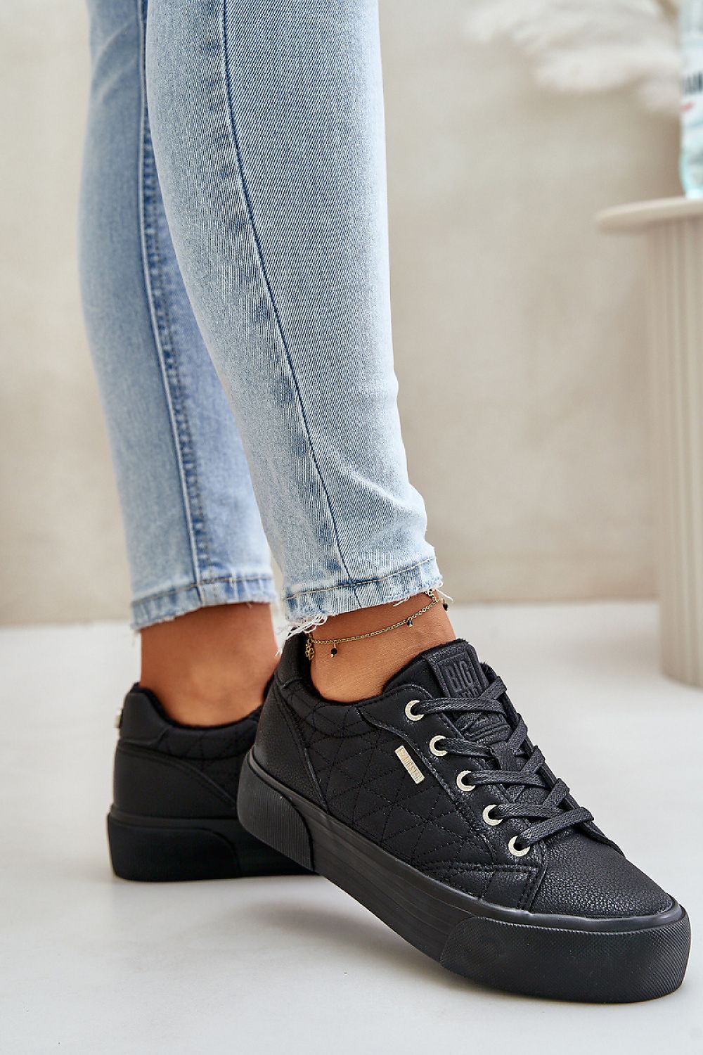 Sportbačiai model 201718 Step in style