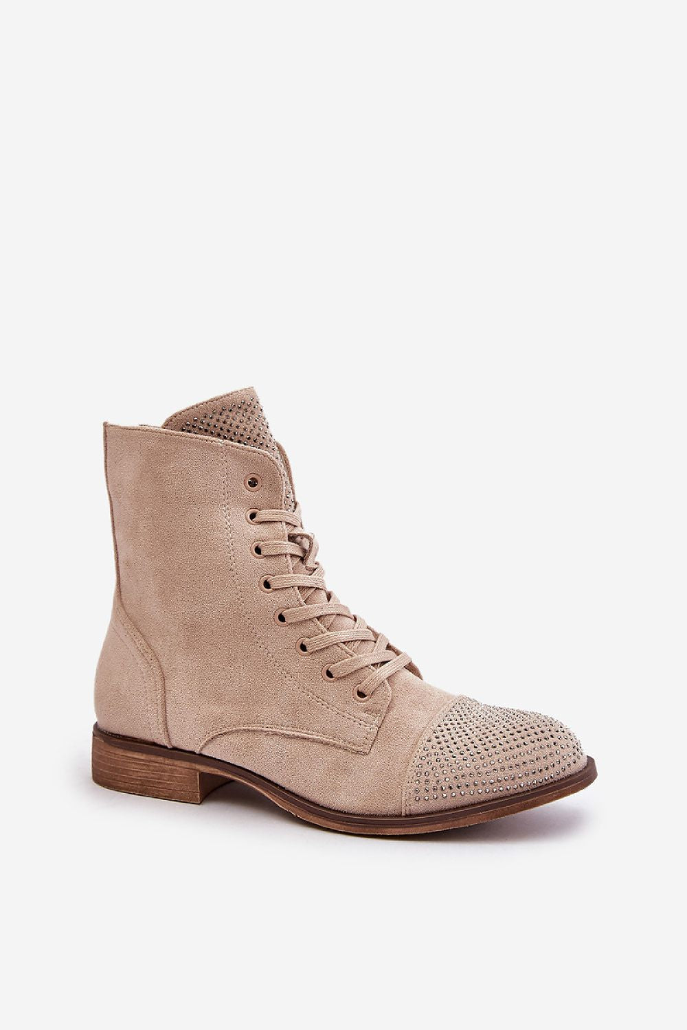Batai model 202159 Step in style