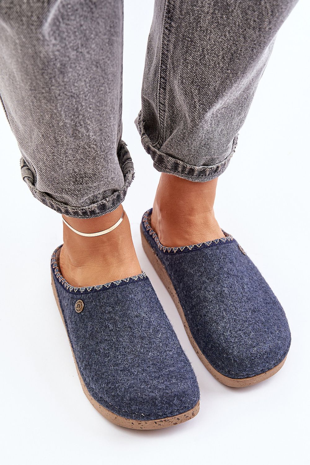 Šlepetės model 202655 Step in style