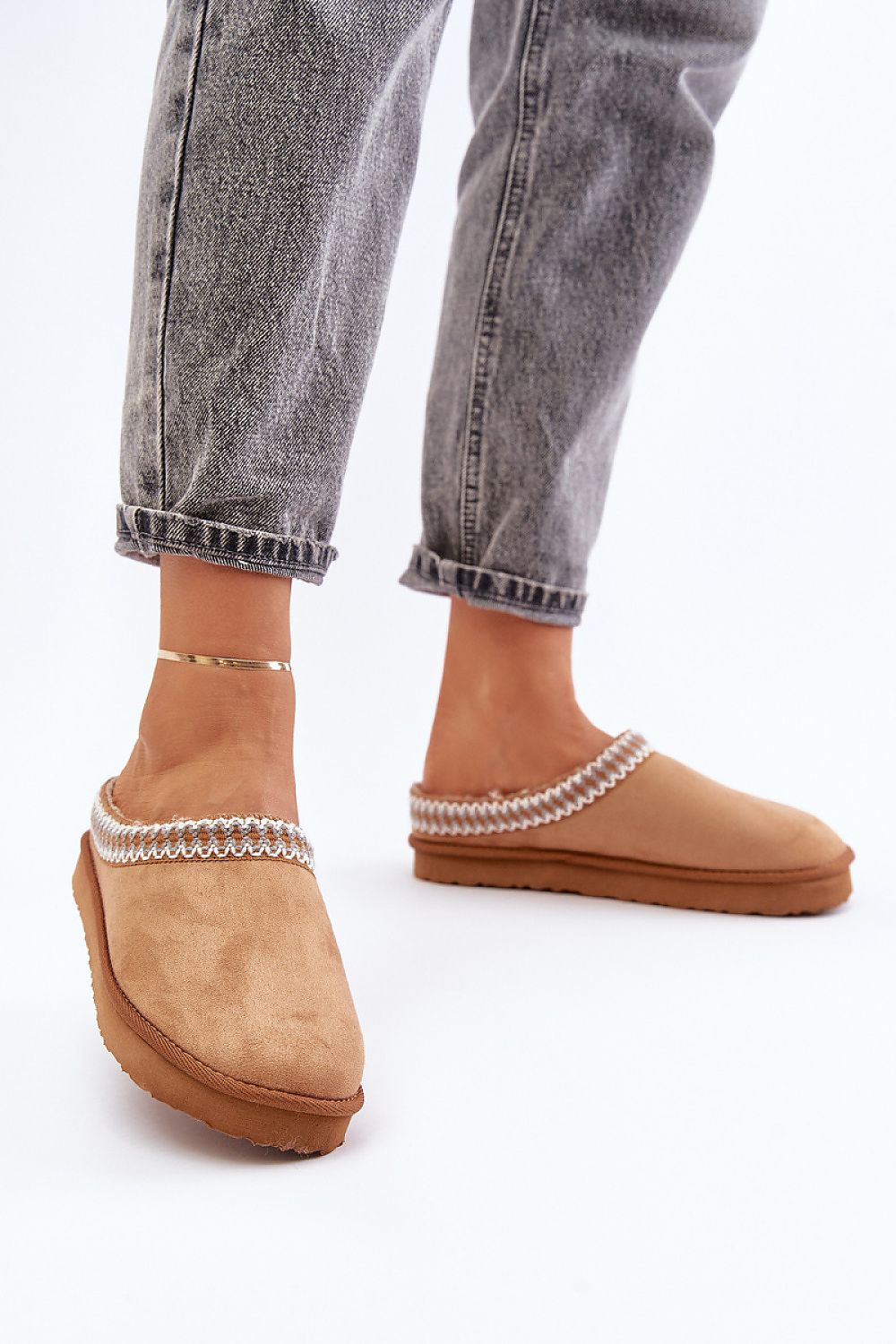 Šlepetės model 202661 Step in style