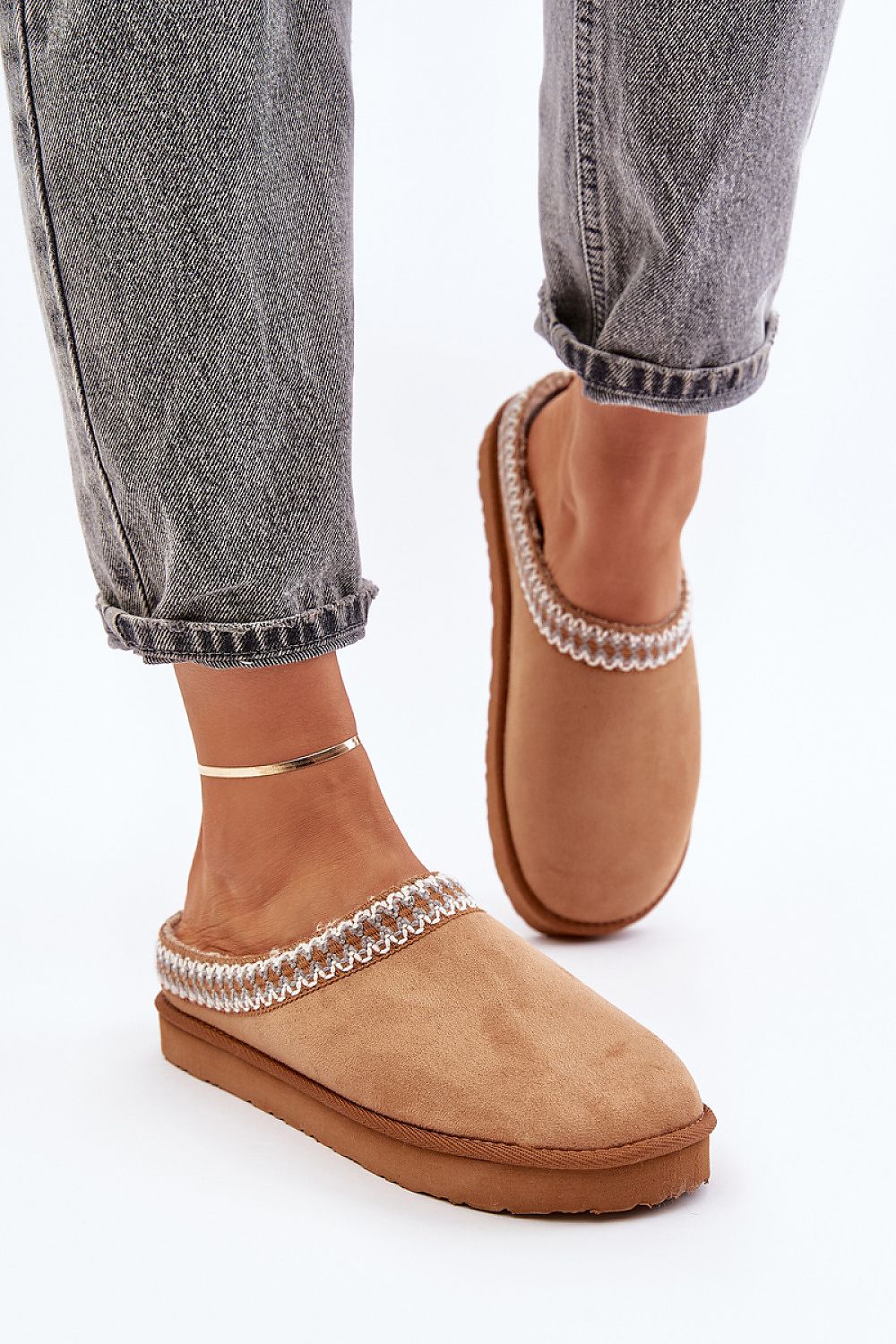 Šlepetės model 202661 Step in style