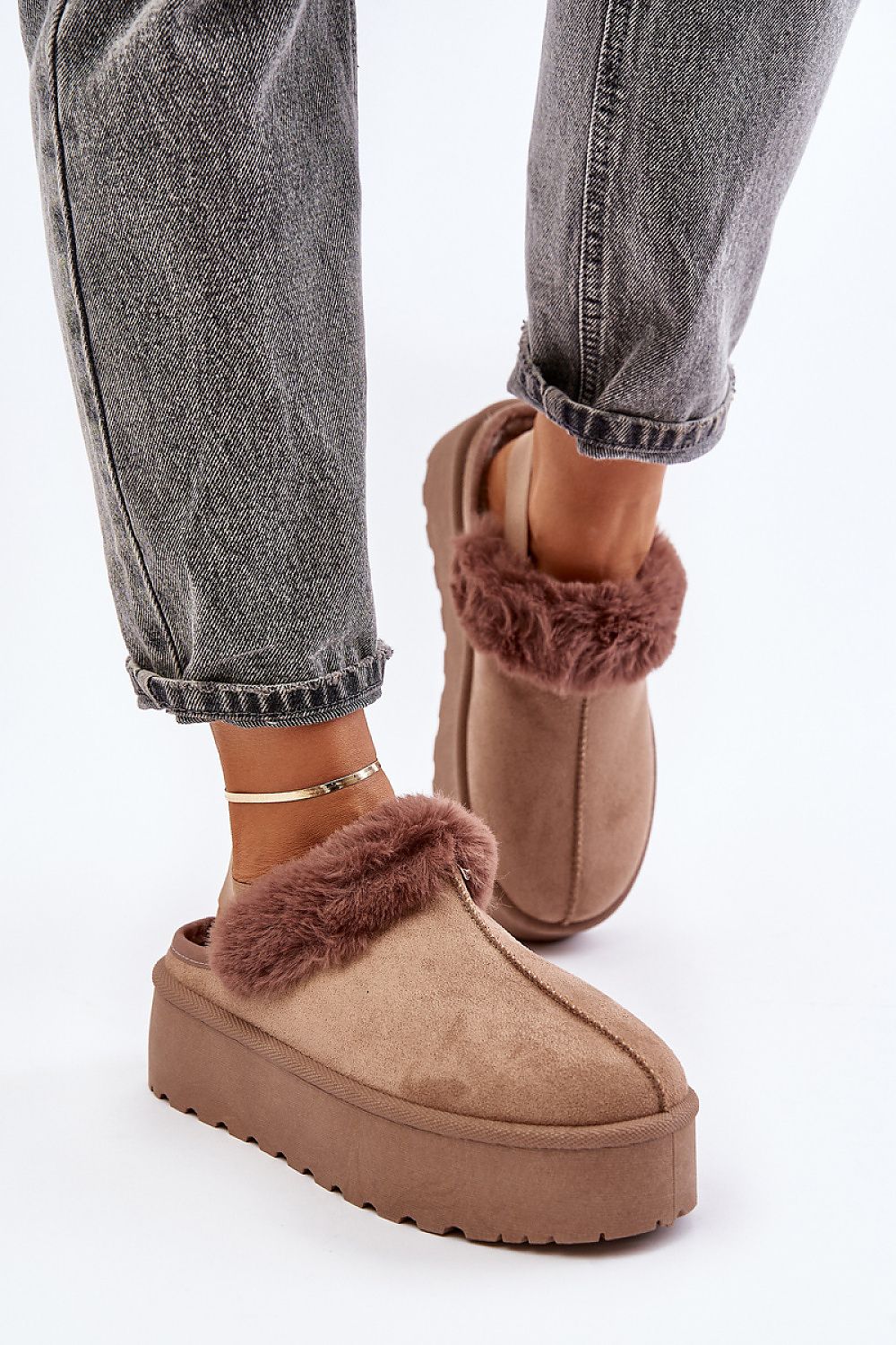 Šlepetės model 202665 Step in style