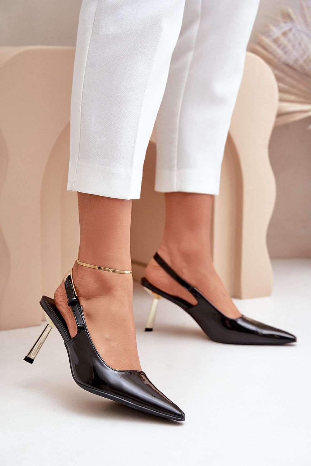 Aukštakulniai model 203540 Step in style
