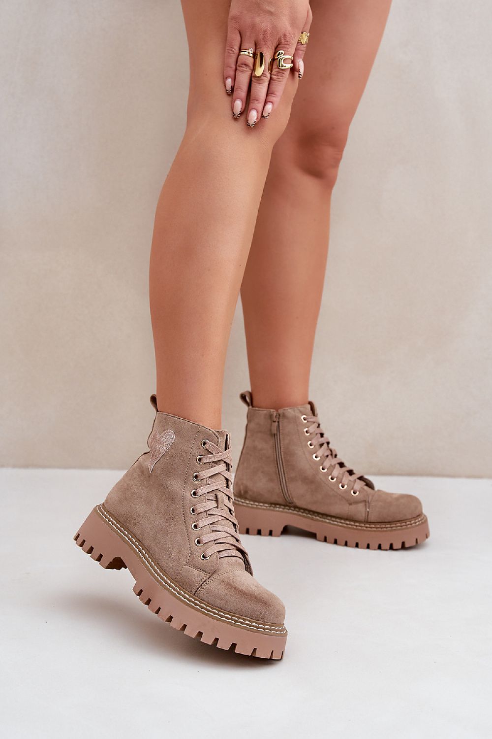 Batai model 204727 Step in style