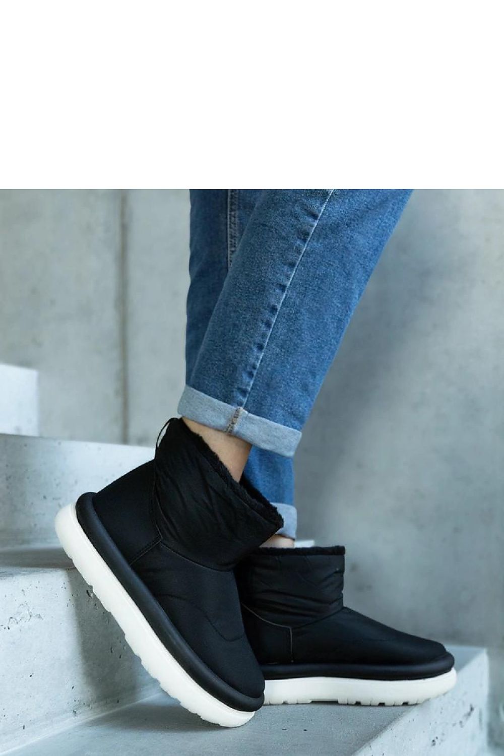 Sniego batai model 204803 Solea