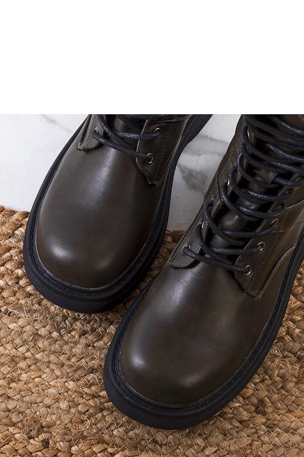 Batai model 204848 Solea