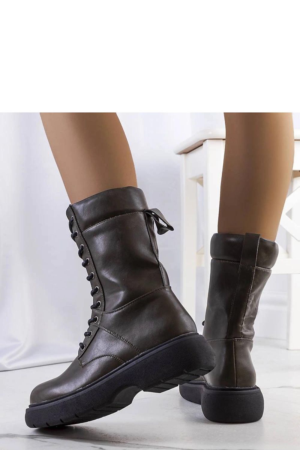 Batai model 204848 Solea