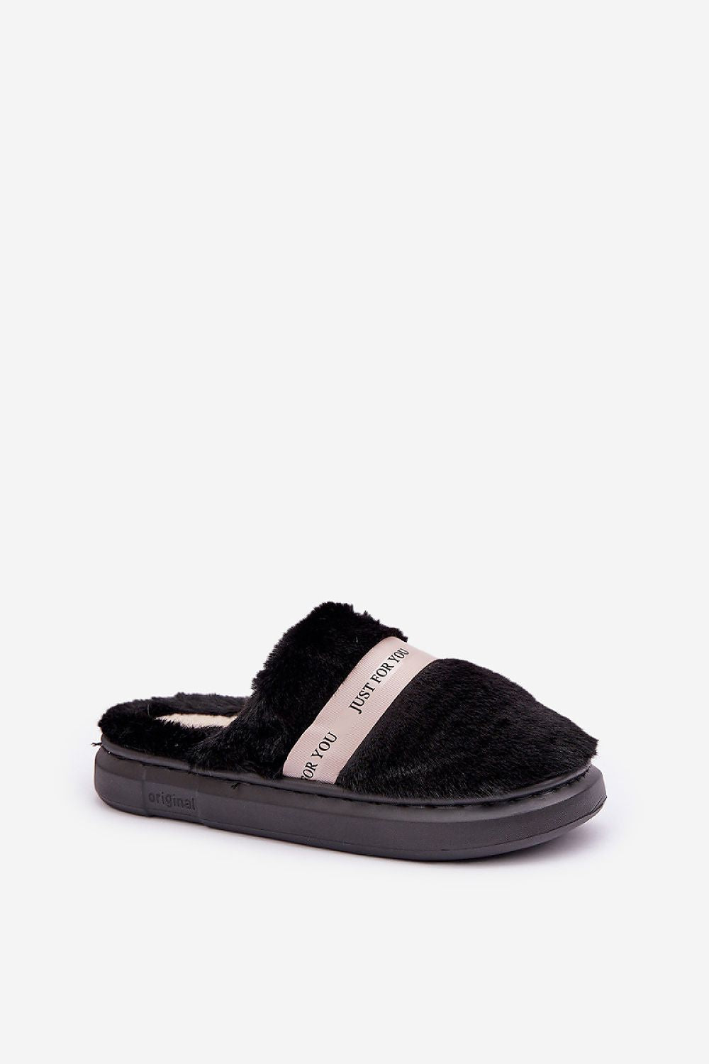 Šlepetės model 204935 Step in style