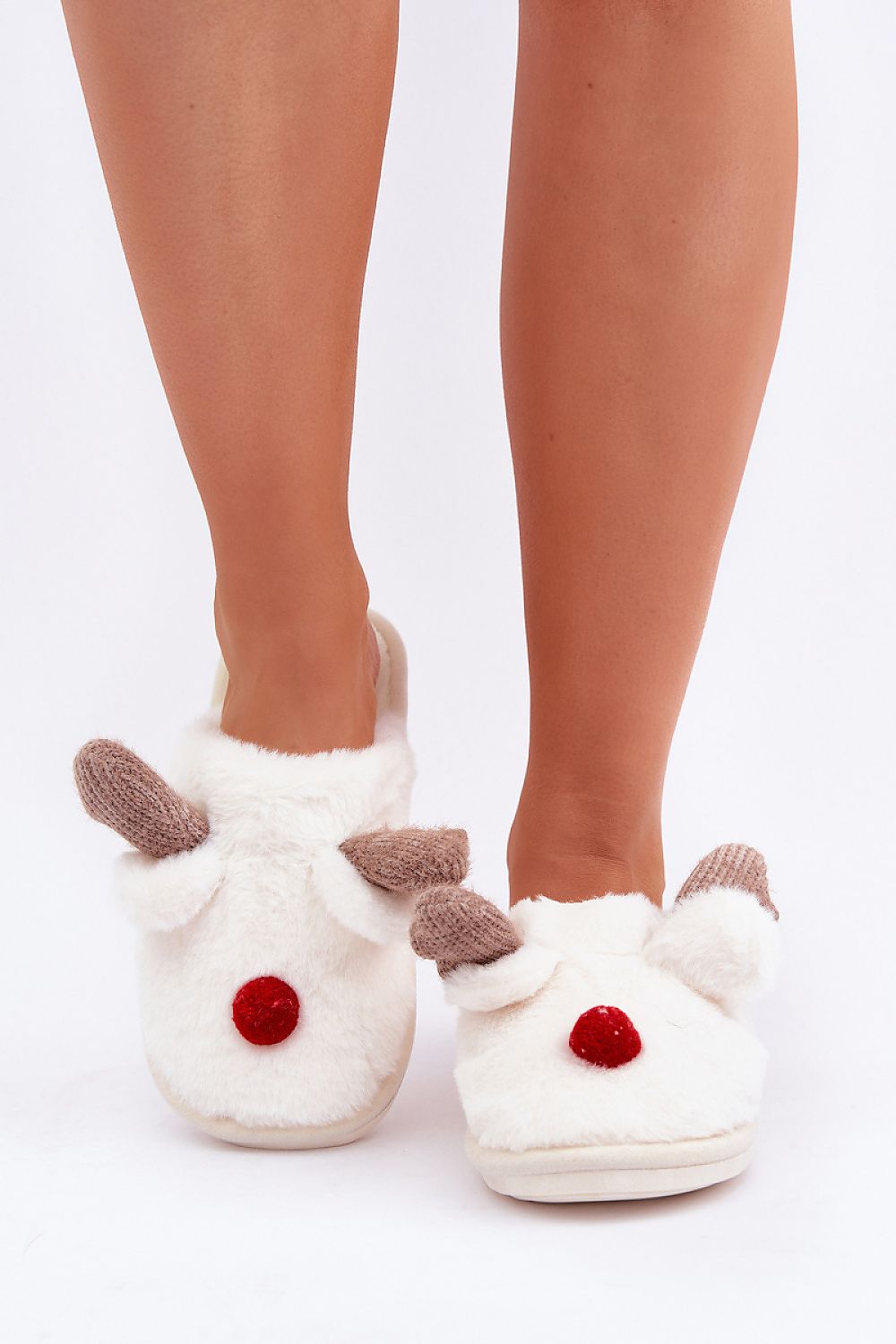 Šlepetės model 204936 Step in style