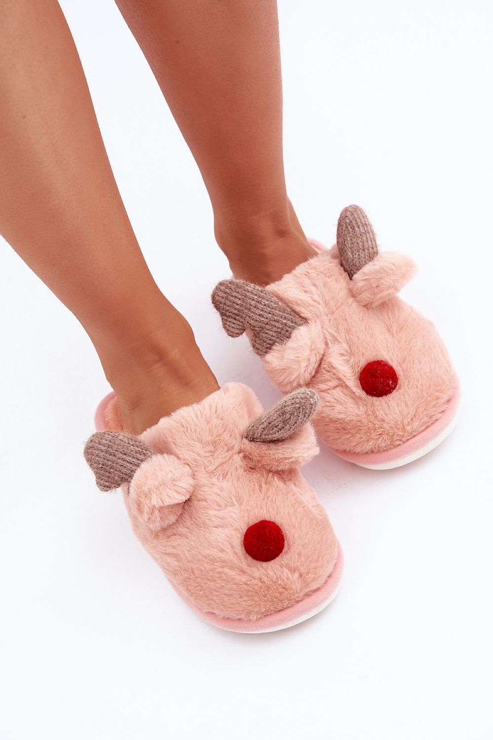 Šlepetės model 204937 Step in style