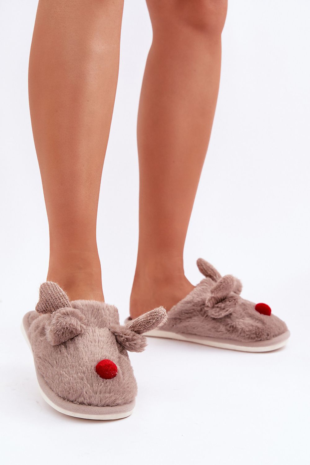 Šlepetės model 204939 Step in style