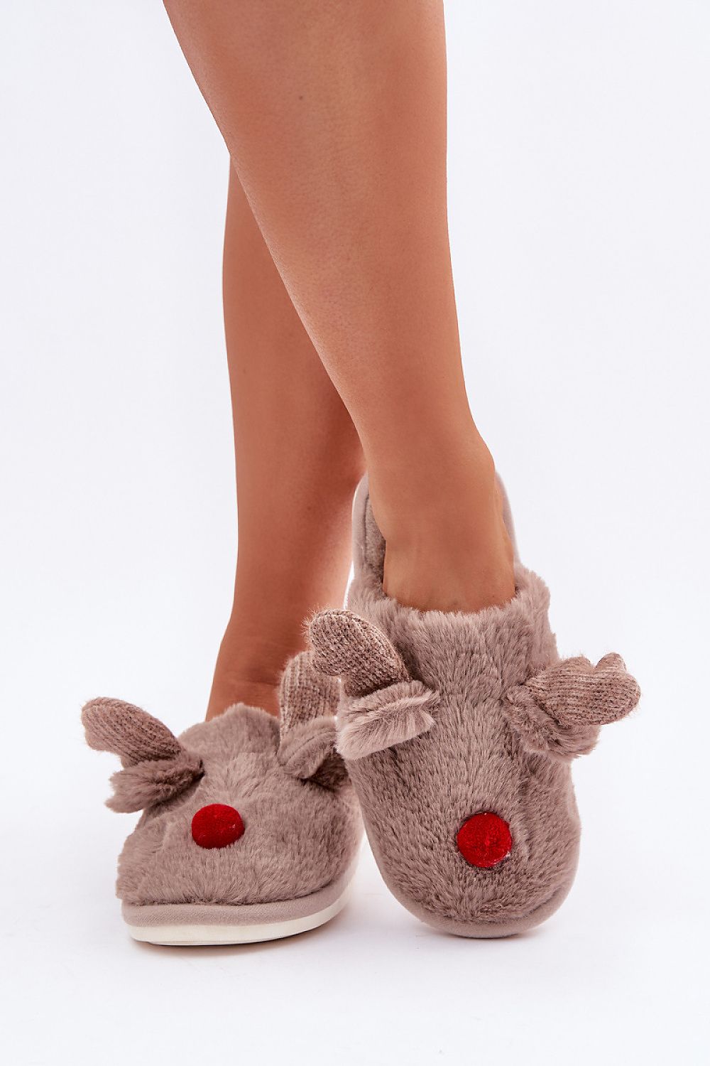 Šlepetės model 204939 Step in style