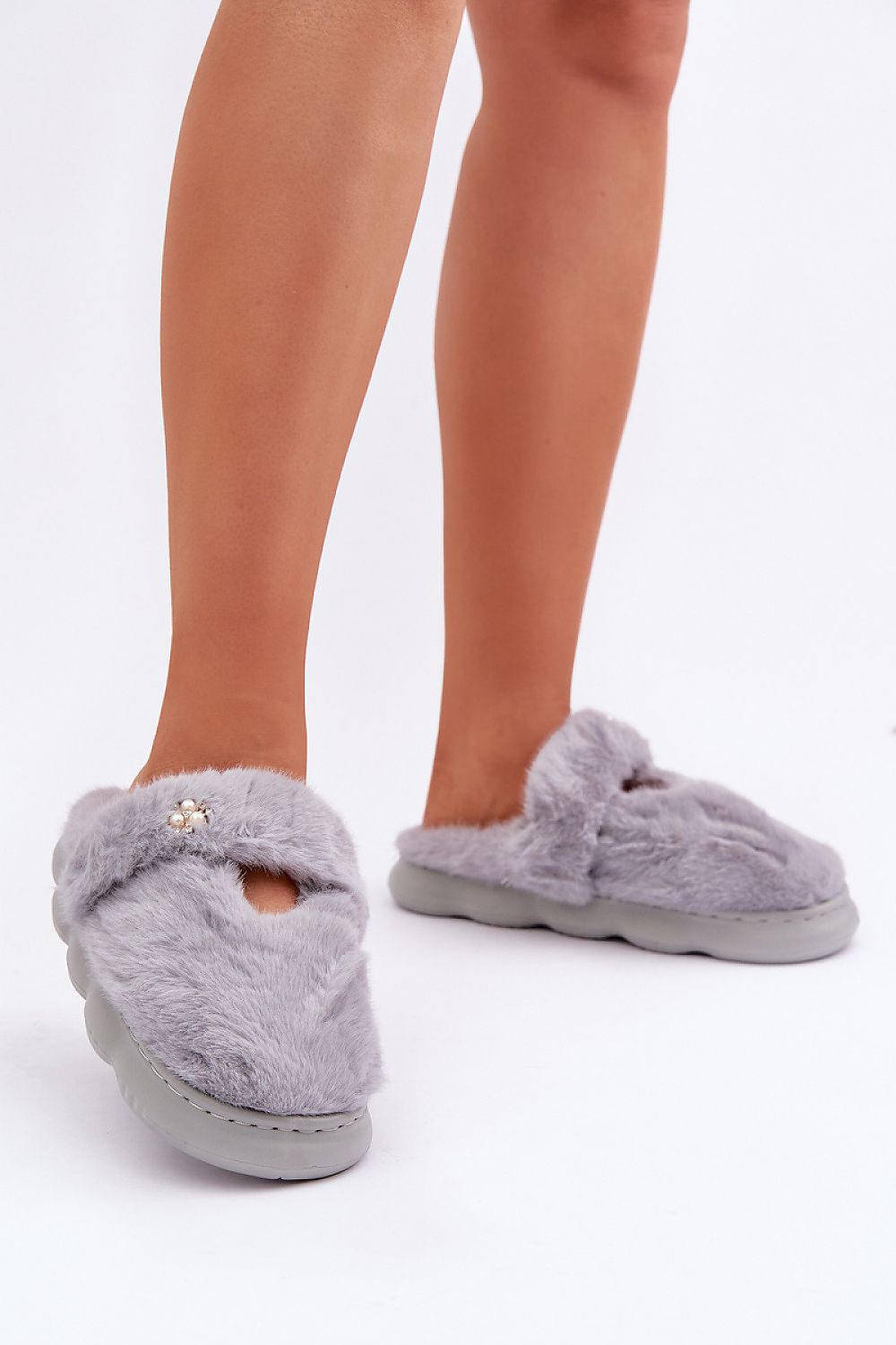 Šlepetės model 204950 Step in style