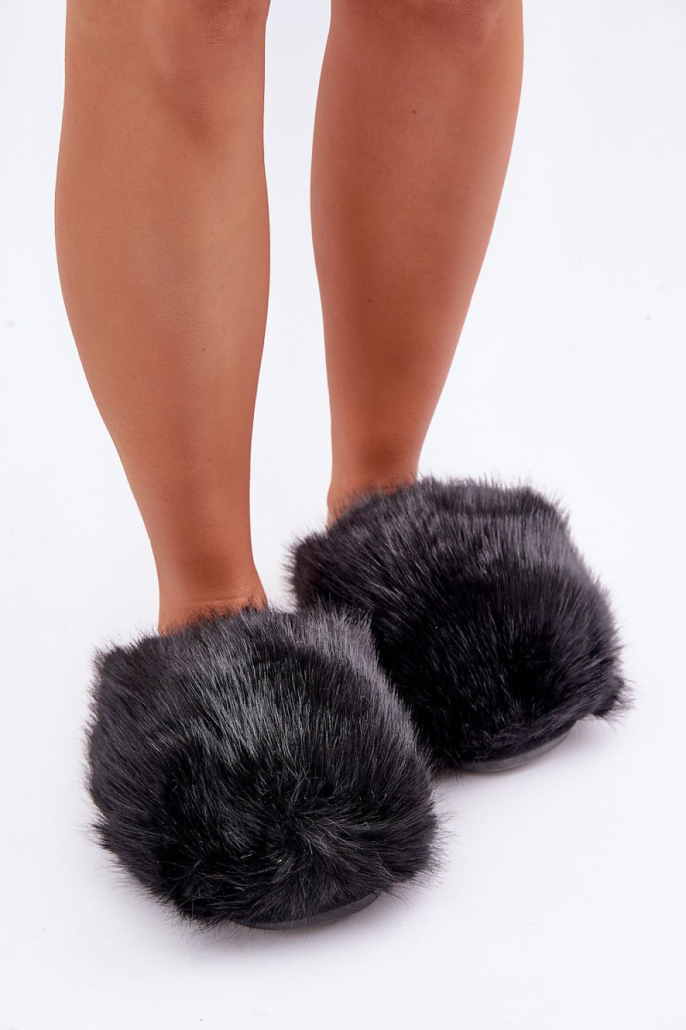 Šlepetės model 204954 Step in style