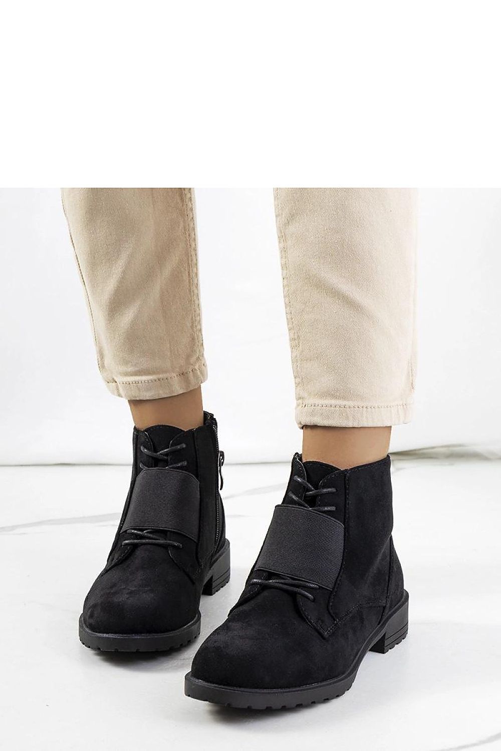 Batai su kulnu model 205899 Solea
