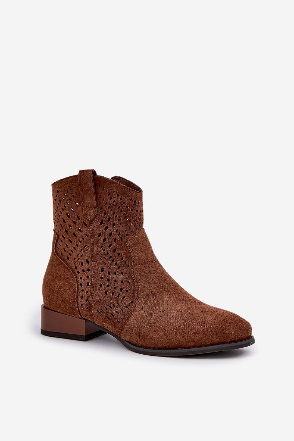 Batai su kulnu model 208464 Step in style