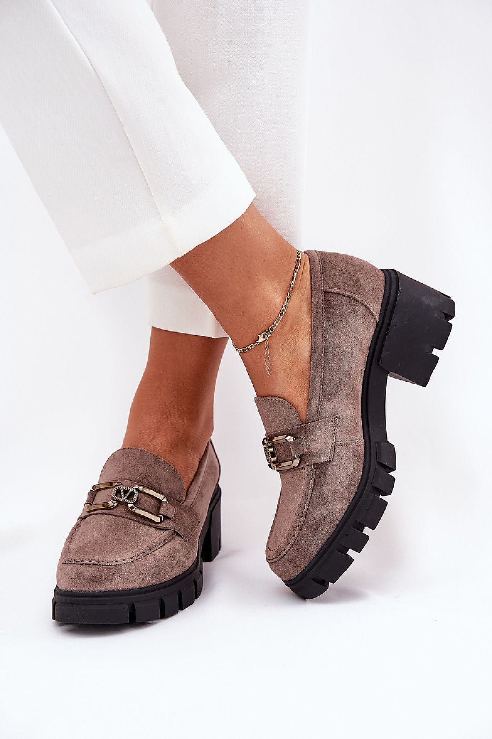 Žema pakulnė model 209053 Step in style