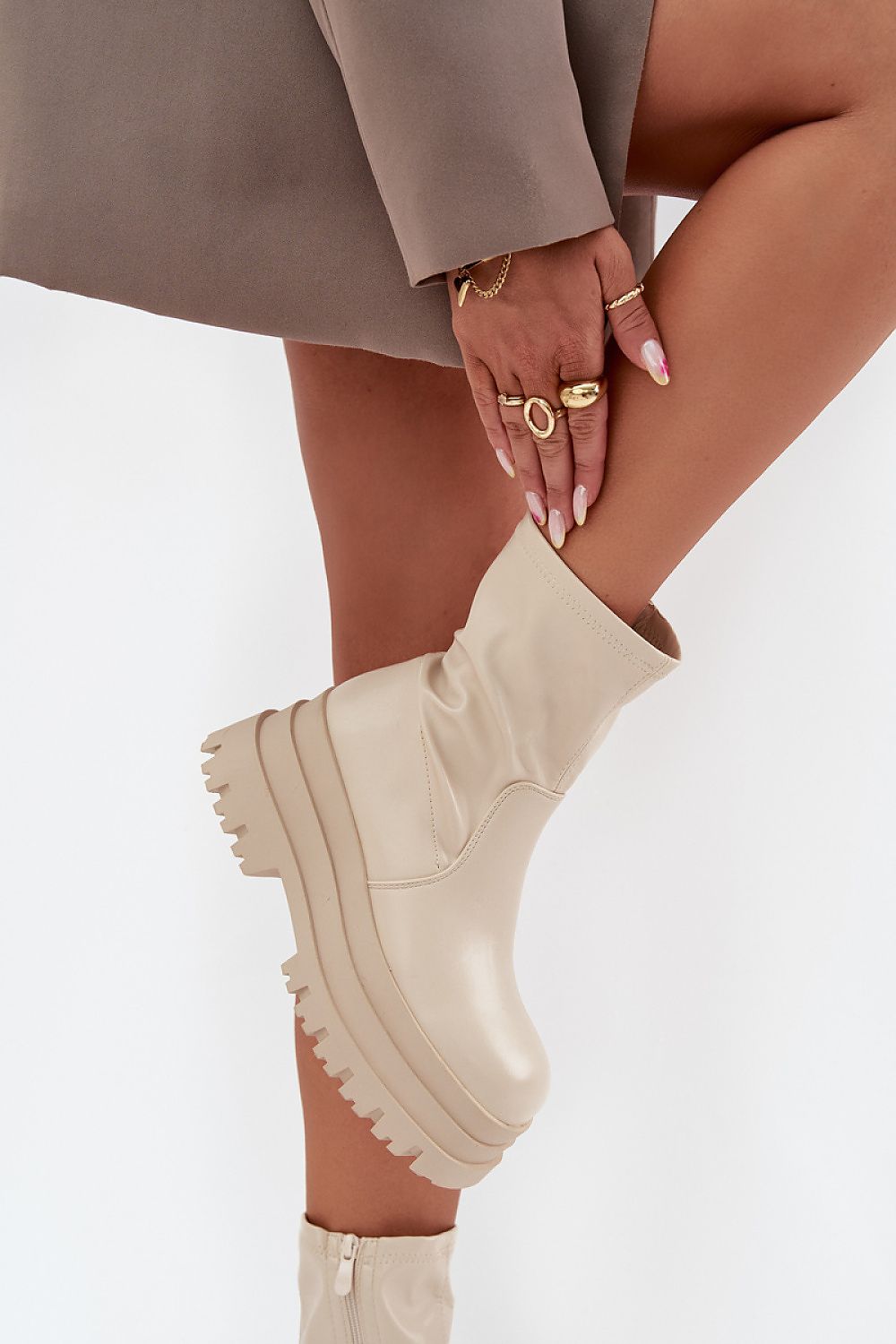 Batai model 216654 Step in style