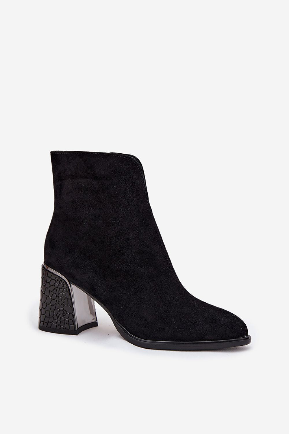 Batai su kulnu model 216831 Step in style