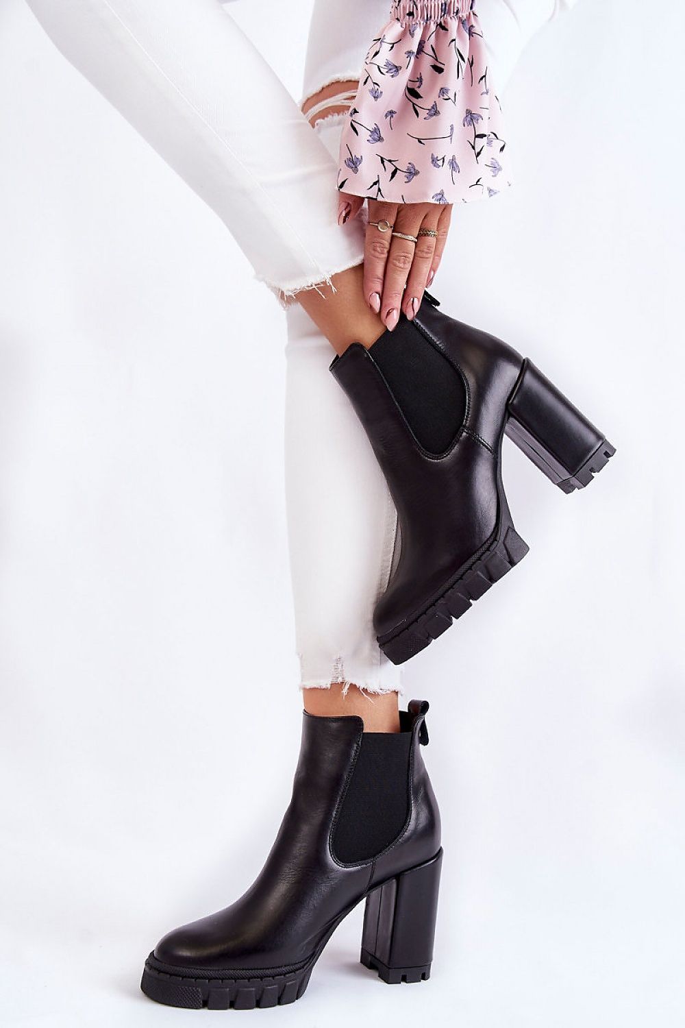 Batai su kulnu model 173759 Step in style
