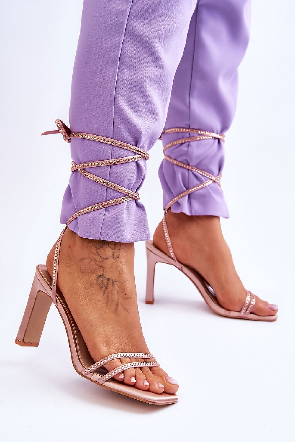 Sandalai su dirželiais model 179622 Step in style