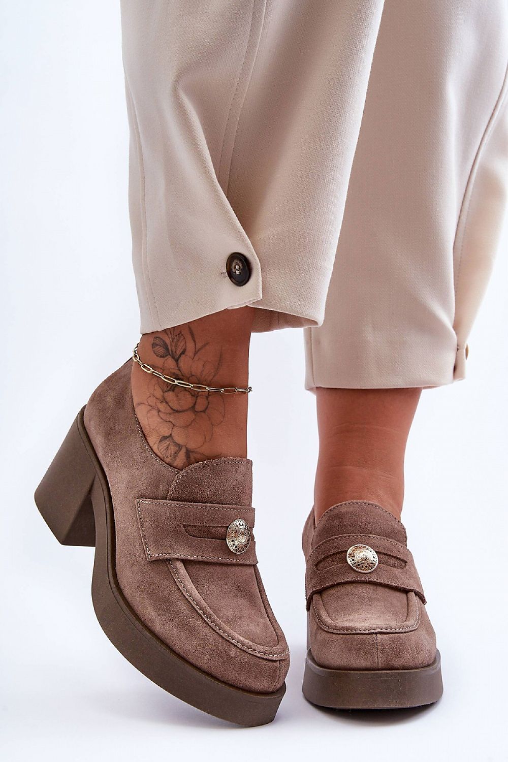 Žema pakulnė model 183948 Step in style