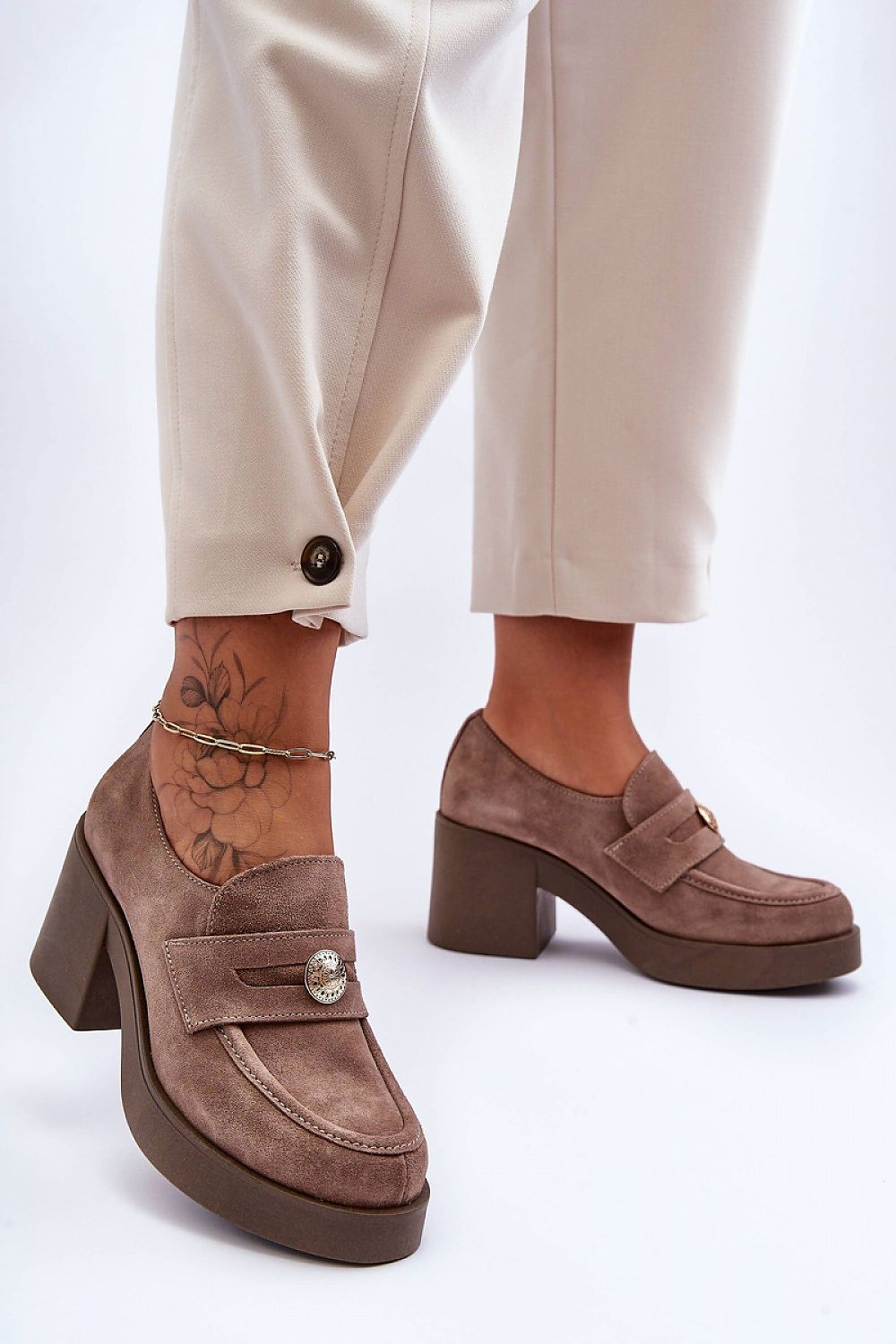 Žema pakulnė model 183948 Step in style