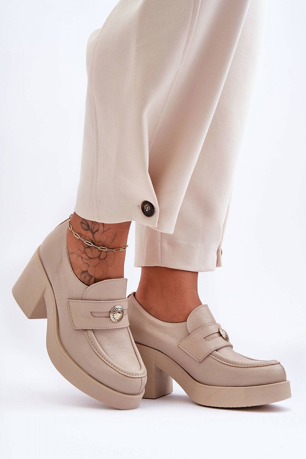 Žema pakulnė model 183949 Step in style