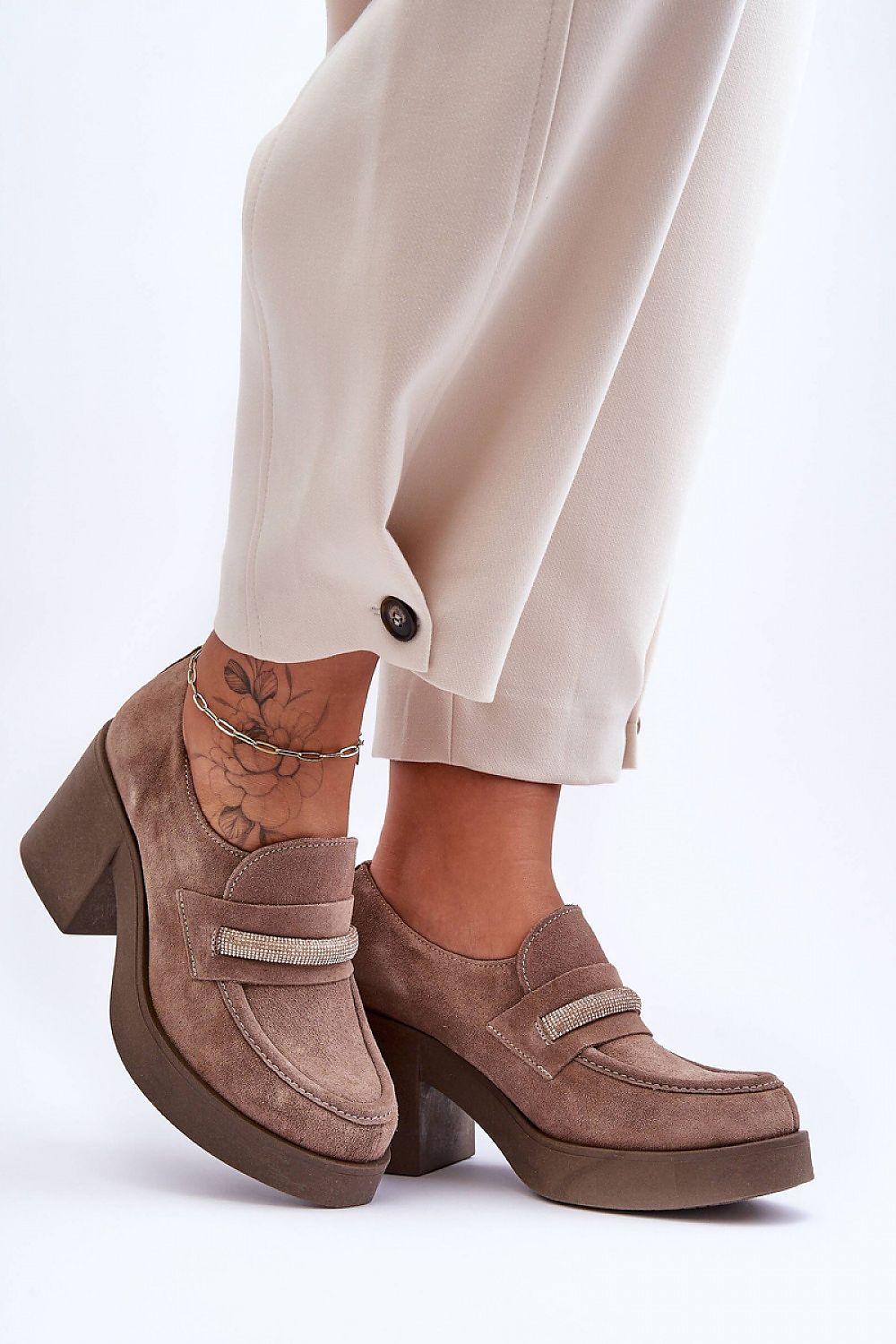Žema pakulnė model 183961 Step in style