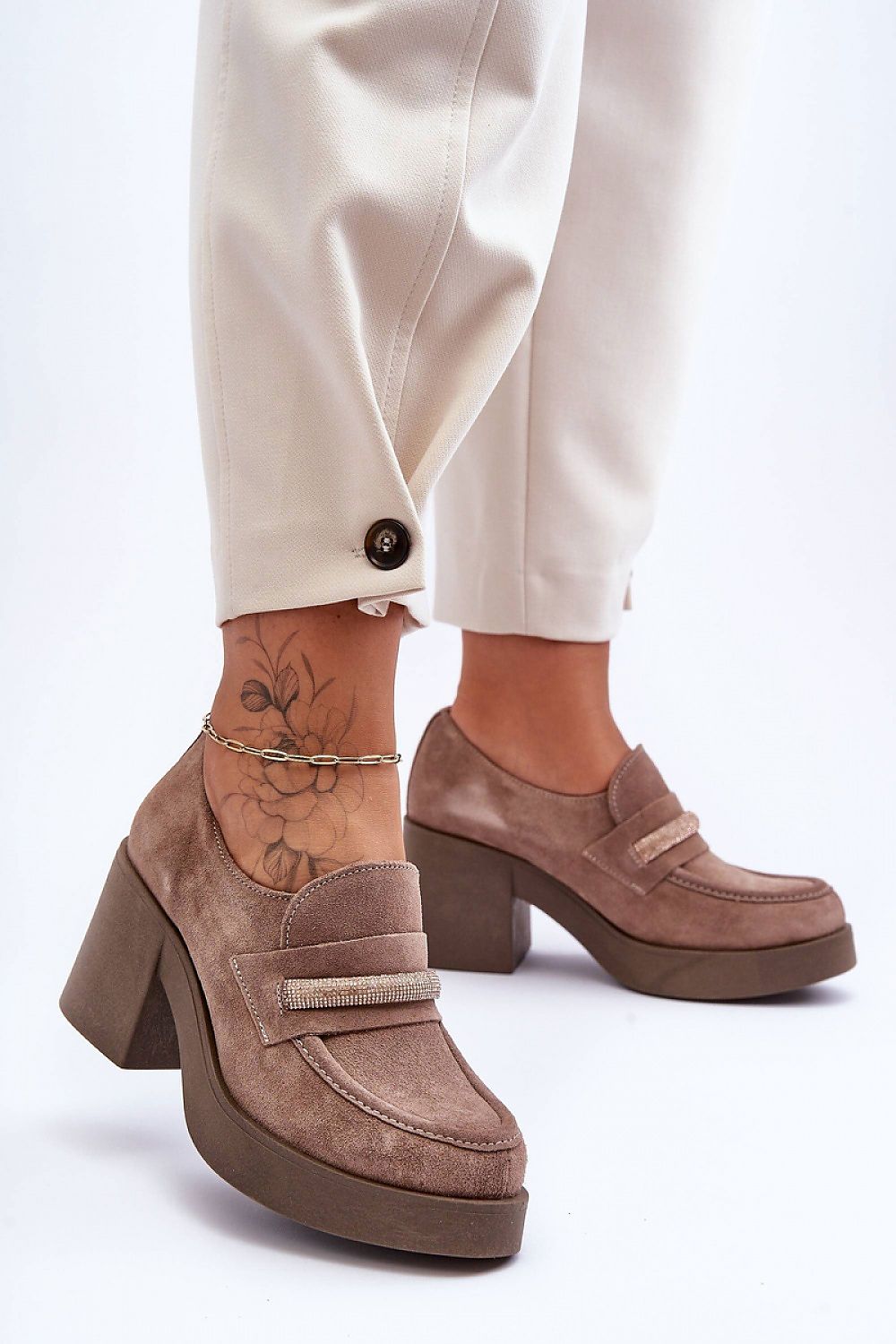 Žema pakulnė model 183961 Step in style