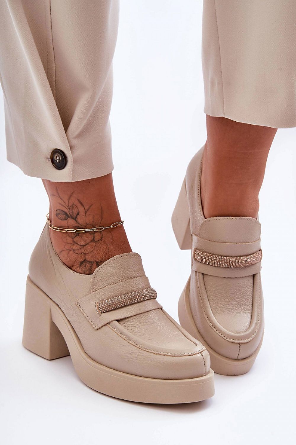 Žema pakulnė model 183964 Step in style