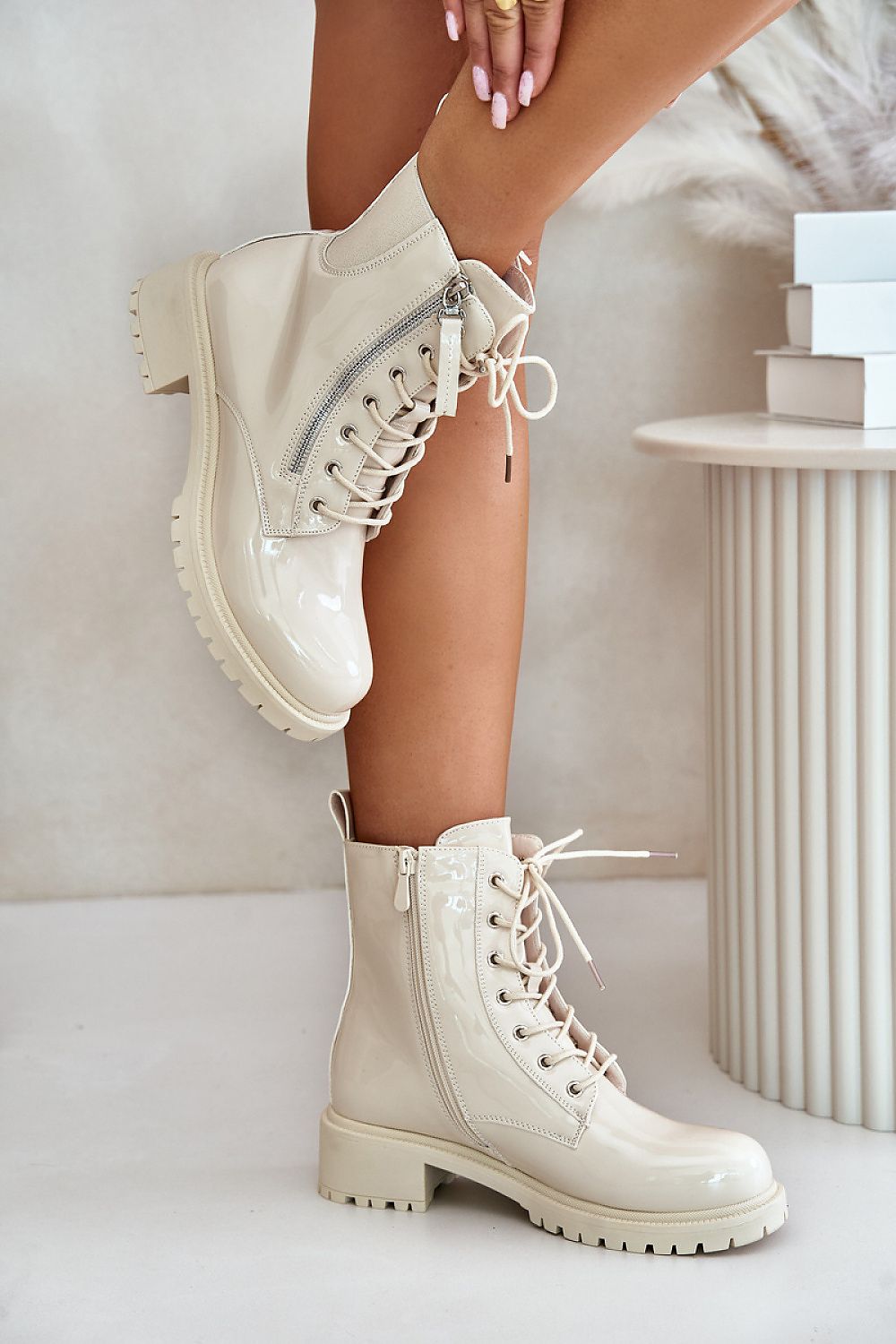  Bootie model 201903 Step in style 