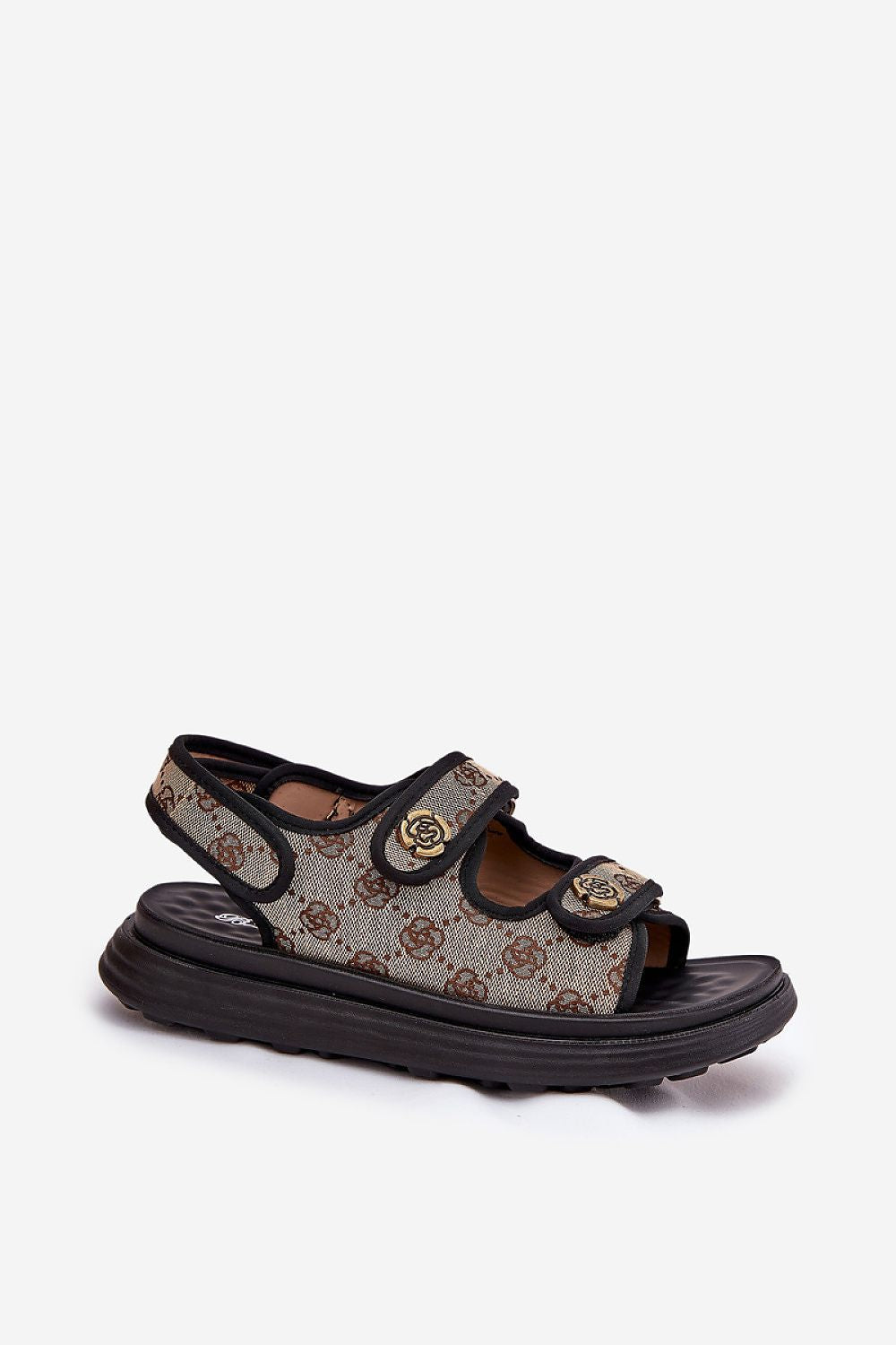 Sandalai model 209904 Step in style 