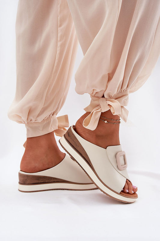 Šlepetės model 212350 Step in style 