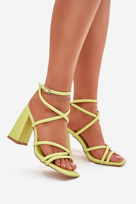  Sandalai su kulnu model 213921 Step in style 