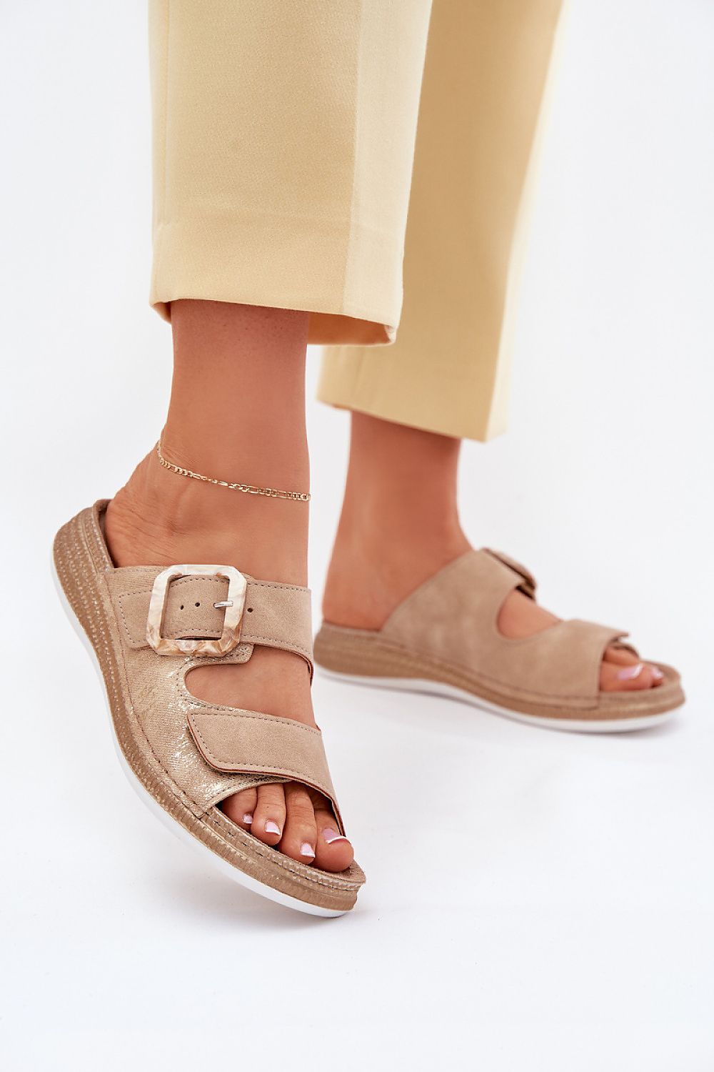  Šlepetės model 214738 Step in style 